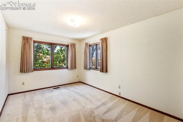 2848 Country Club Circle