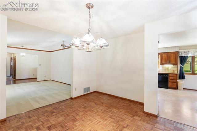 2848 Country Club Circle