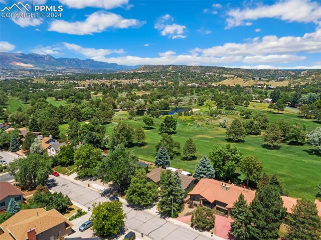 2848 Country Club Circle