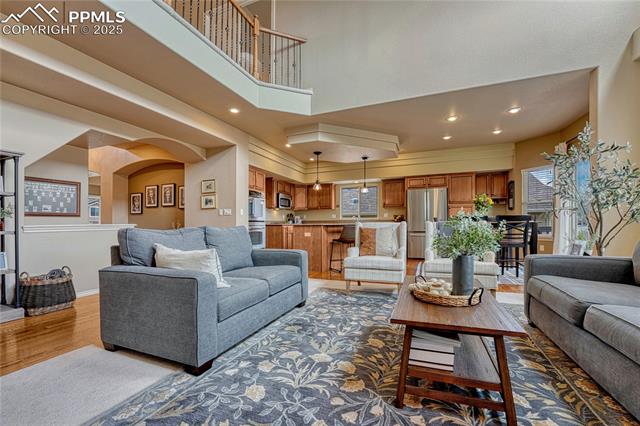 9952 Pinedale Drive