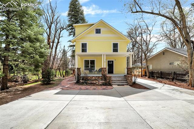 12 Alsace Way