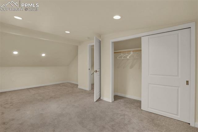 12 Alsace Way