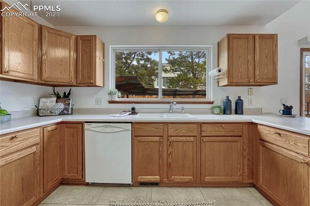 3728 Pony Tracks Drive