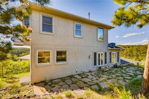 975 Woodmoor Drive