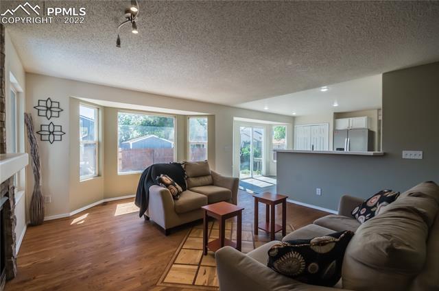 4487 Fencer Road