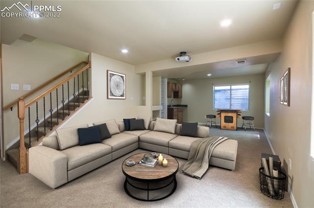 4487 Fencer Road