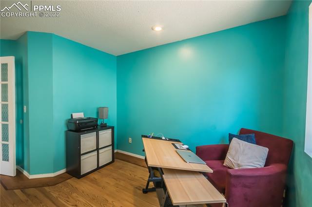 4487 Fencer Road