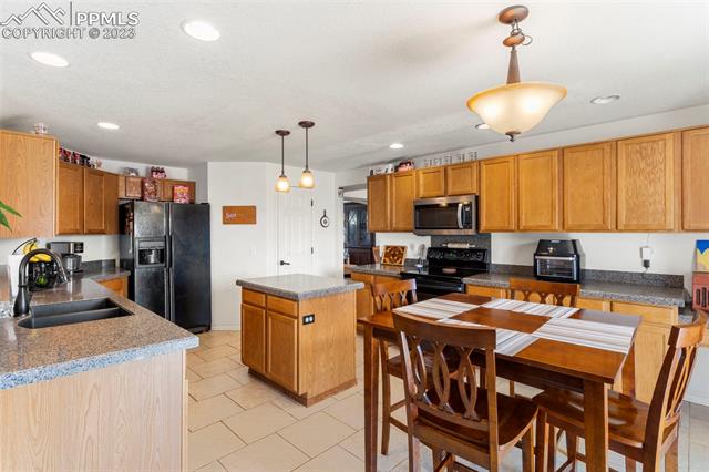 8480 Del Rio Road