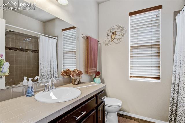 10566 Mt Emerald Drive