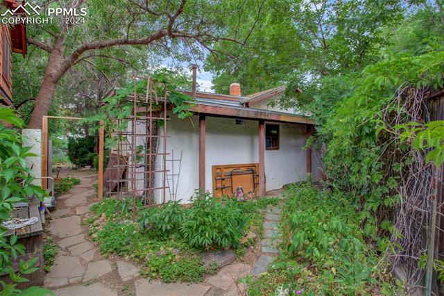 120 Cheyenne Boulevard