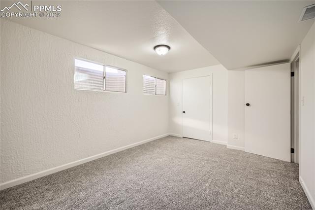 2560 Villa Loma Drive