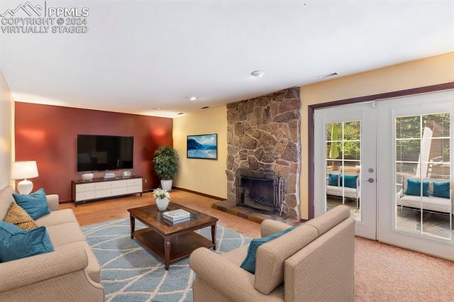 3010 W Enchanted Circle