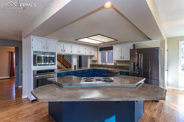 18402 Rock Ledge Lane