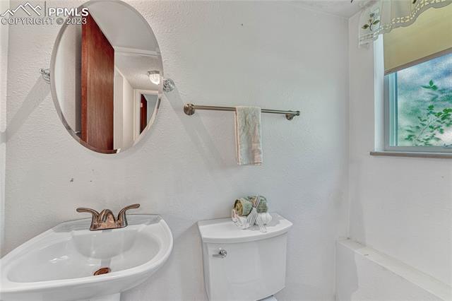 1109 Panorama Drive