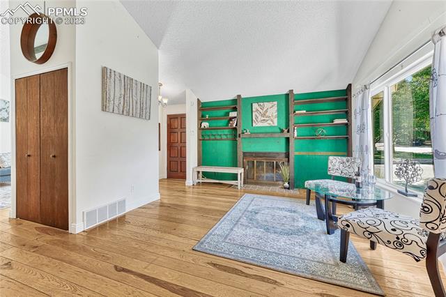 1109 Panorama Drive