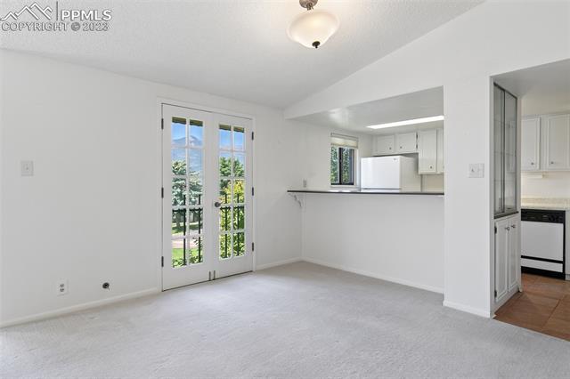 1094 Fontmore Road Unit: C