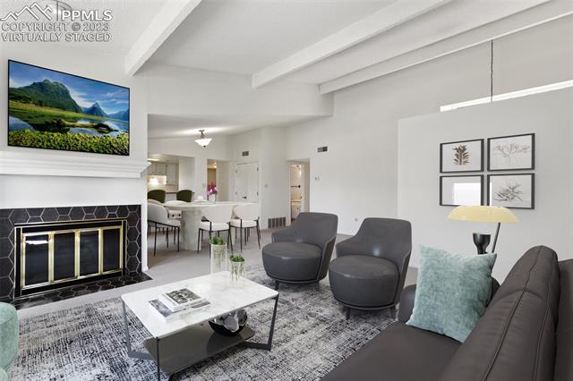 1094 Fontmore Road Unit: C