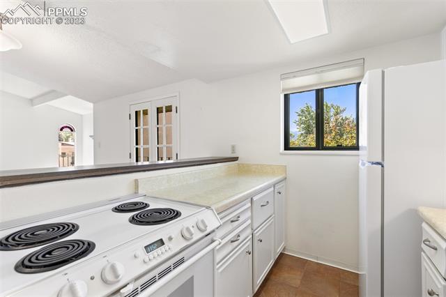 1094 Fontmore Road Unit: C