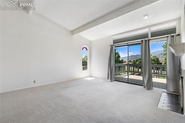 1094 Fontmore Road Unit: C