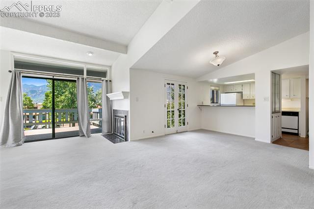 1094 Fontmore Road Unit: C