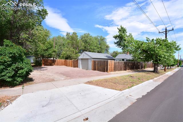 1035 E Vermijo Avenue