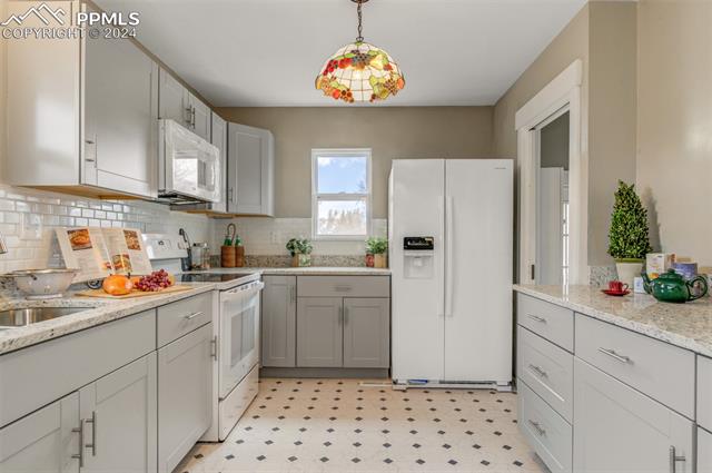 3713 Manchester Street