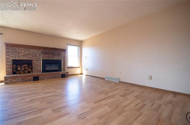 87 Saddlemountain Road