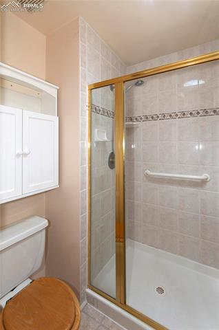 87 Saddlemountain Road