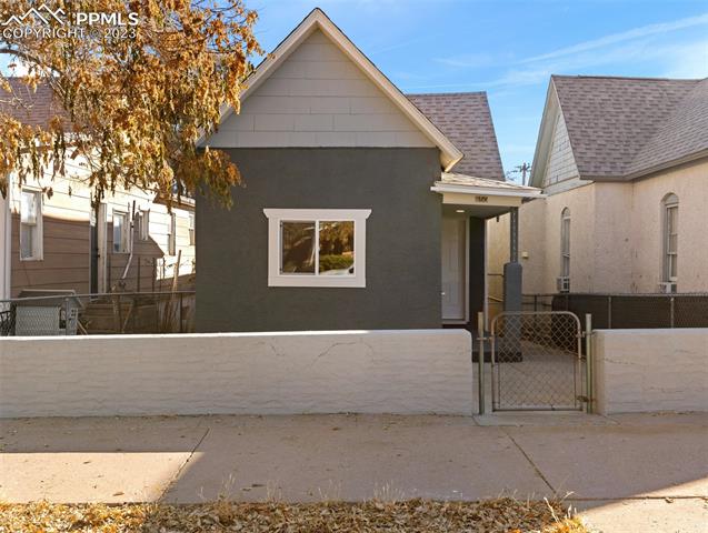850 E Abriendo Avenue