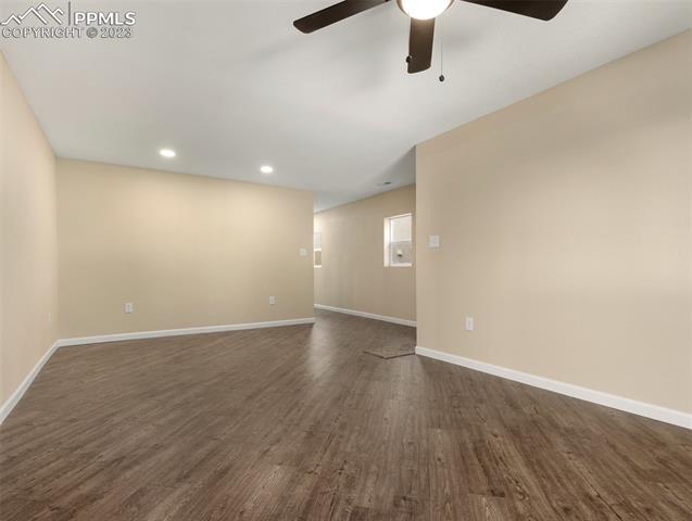 850 E Abriendo Avenue