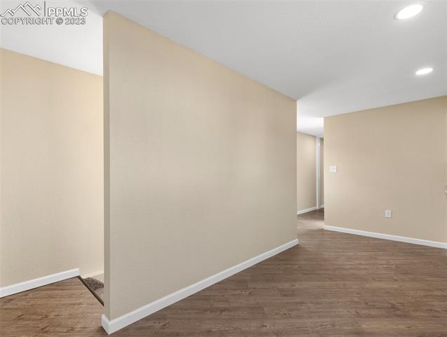 850 E Abriendo Avenue