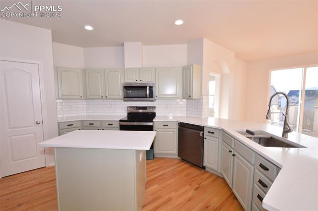 9542 Orchard Park Trail