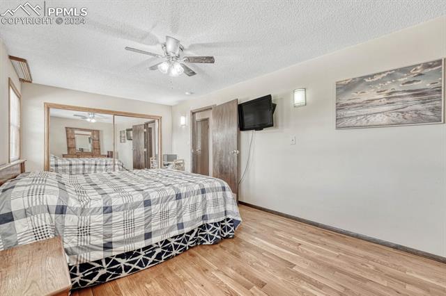 6817 MILLBROOK Circle