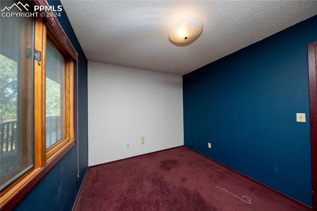 330 Crystal Hills Boulevard