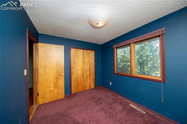 330 Crystal Hills Boulevard