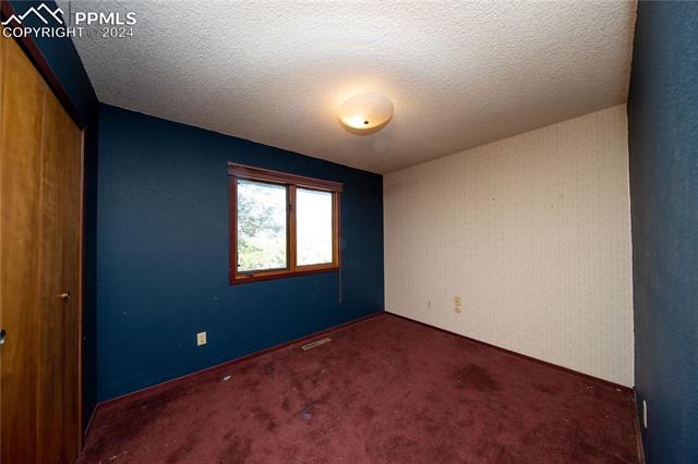 330 Crystal Hills Boulevard