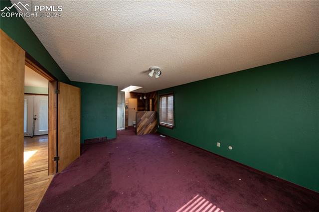 330 Crystal Hills Boulevard