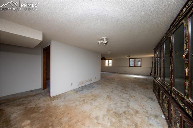 330 Crystal Hills Boulevard