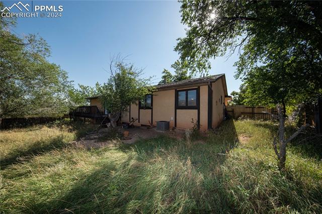 330 Crystal Hills Boulevard