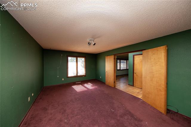 330 Crystal Hills Boulevard