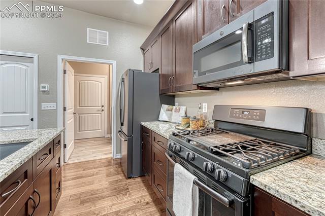 405 Mountain Brush Heights