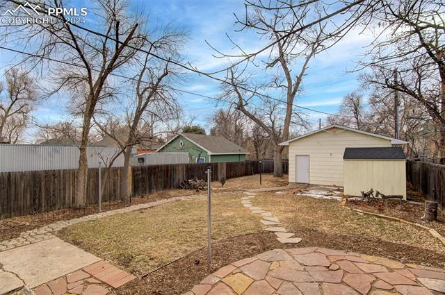 17 Cheyenne Boulevard