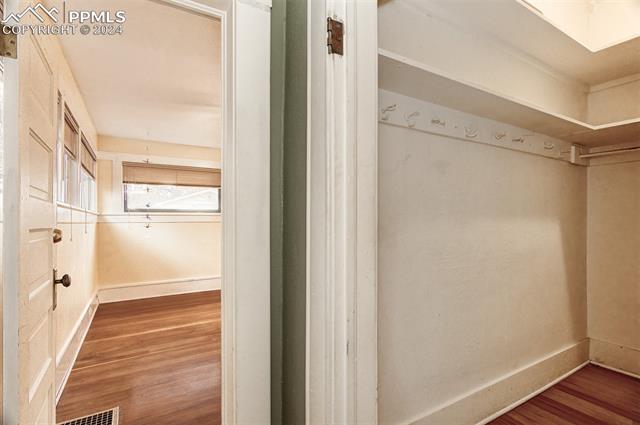 17 Cheyenne Boulevard