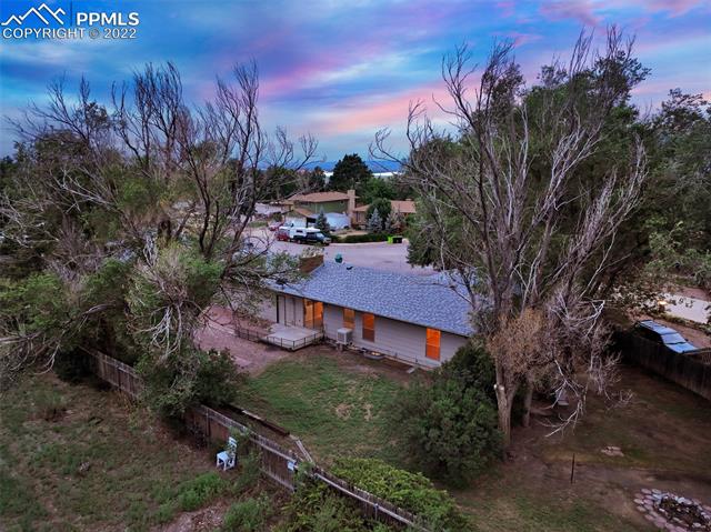 2075 Pima Drive