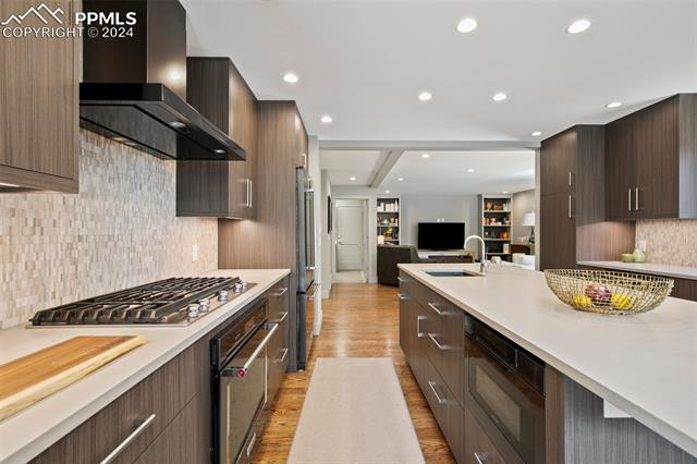 703 Count Pourtales Drive