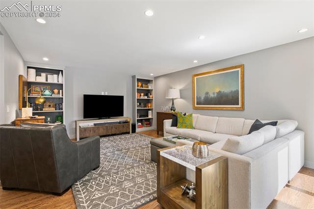 703 Count Pourtales Drive