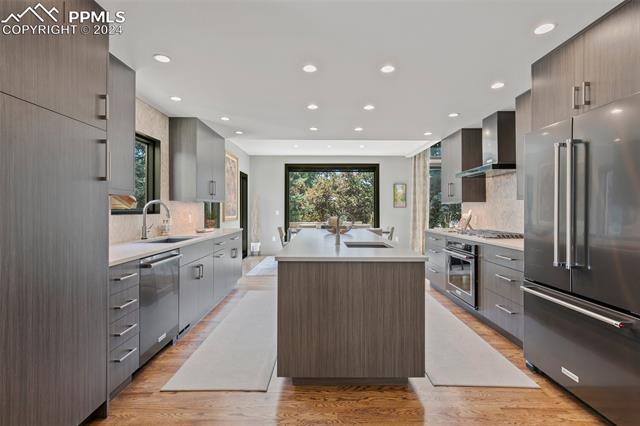 703 Count Pourtales Drive