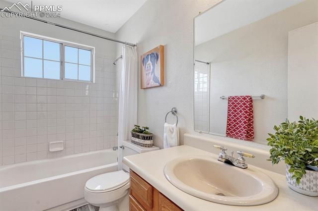 3210 Van Teylingen Drive A