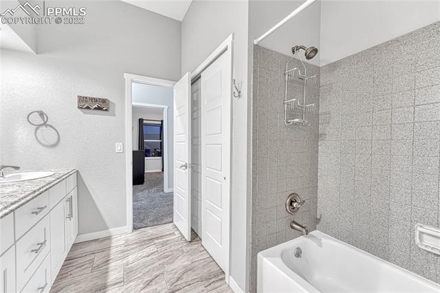 4720 Russett Oak Court