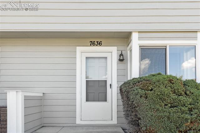 7636 Lexington Manor Drive